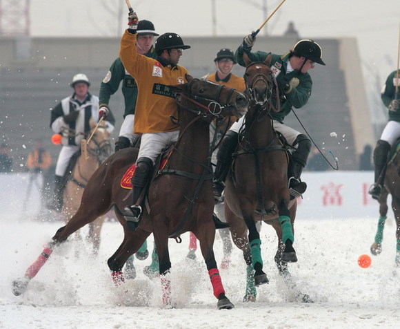 亞洲首屆雪地馬球世界杯賽中國(guó)香港隊(duì)奪冠