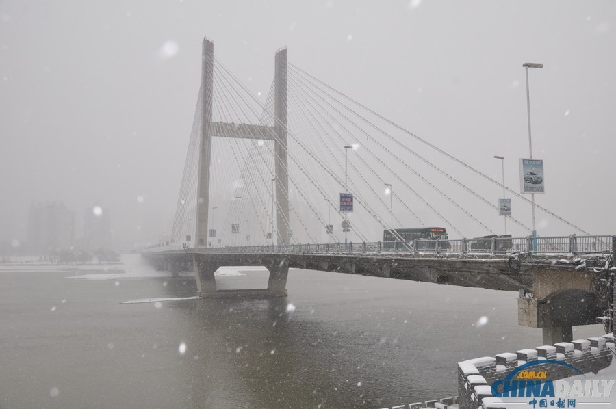 吉林氣象臺(tái)發(fā)布暴雪橙色預(yù)警