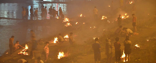 湖南藍(lán)山縣暴雨引發(fā)泥石流 致9人死亡54人受傷