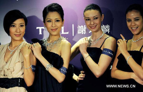 HK actresses present Tse Sui Luen's jewelry