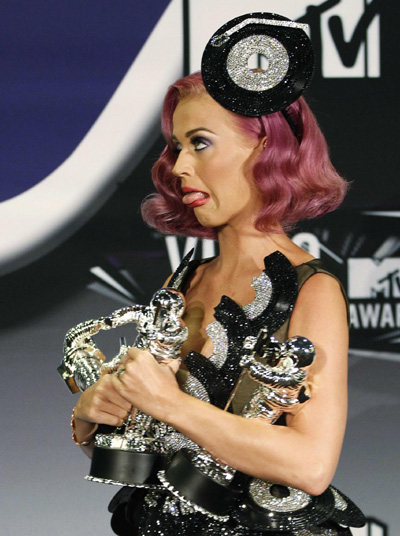 Gaga and Perry win big at 2011 MTV Video Music Awards