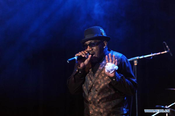 U.S. musician John Lee Hooker Junior holds concert in Algeria