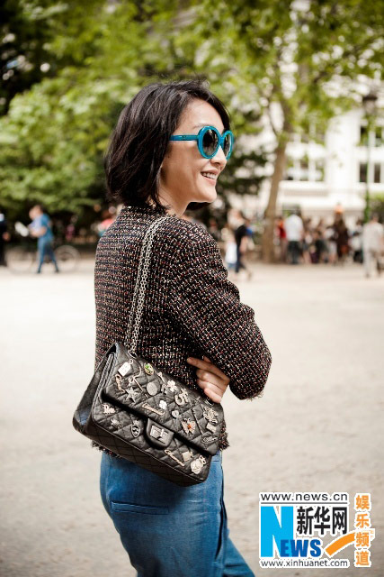 Street snaps of Zhou Xun