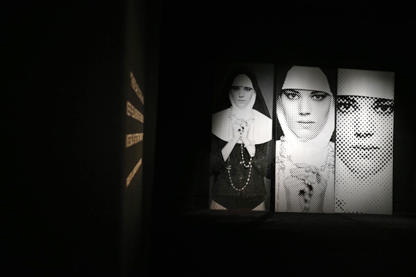 Karl Lagerfeld's photo exhibition 'Little Black Jacket'