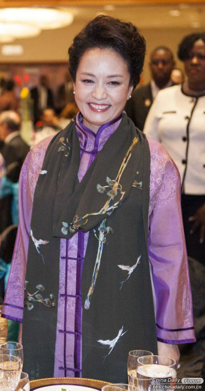 China's first lady shines on LatAm trip