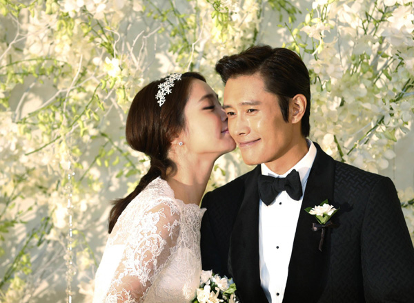 South Korean actor Lee Byung-hun marries