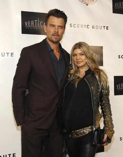 Pregnant Fergie attends premiere of 'Scenic Route'