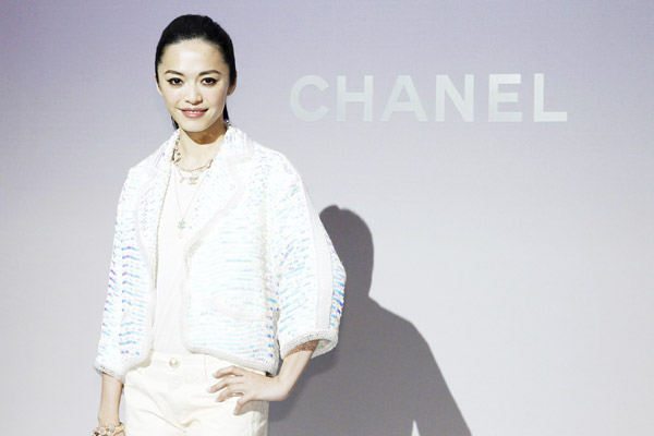 Celebrities attend Chanel F/W ready-to-wear show