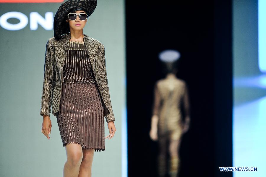 Highlights of Indonesia Fashion Week 2014