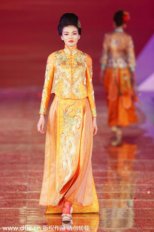 Traditional Chinese wedding dresses presented in Shanghai