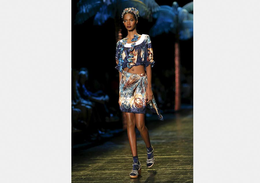 NYFW: Anna Sui Spring/Summer 2016 collection