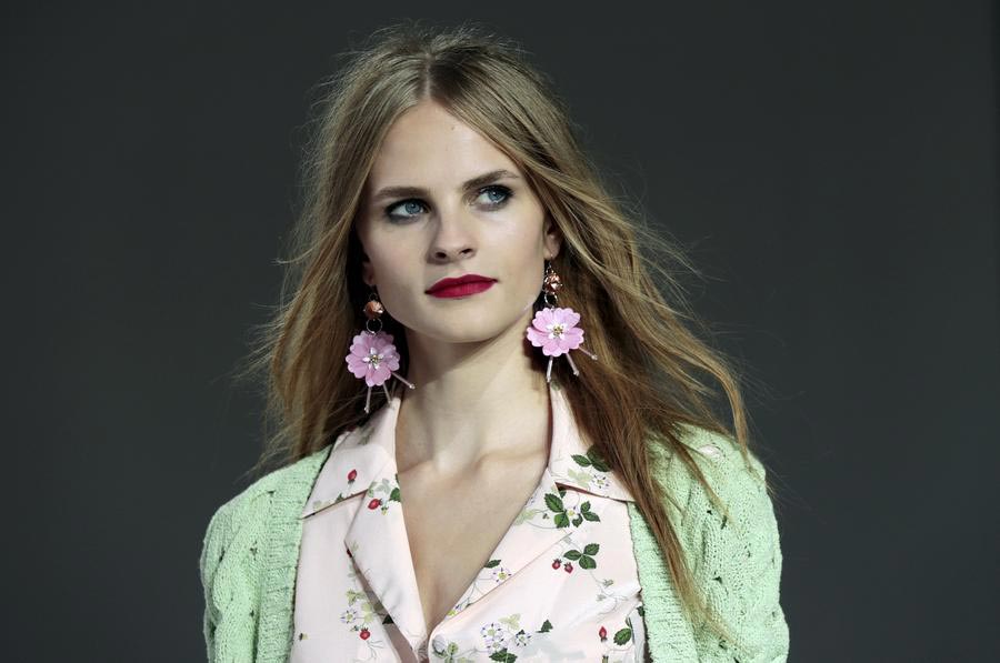 LFW: Topshop Unique Spring/Summer 2016 collection