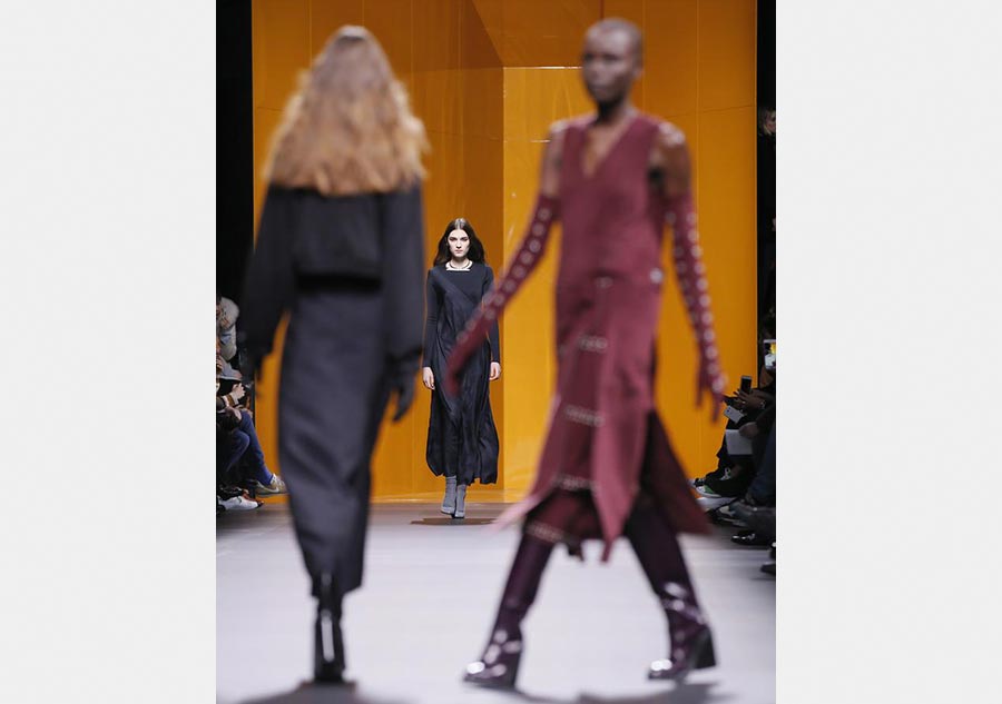 Paris Fashion Week: Hermes Fall/Winter 2016/2017