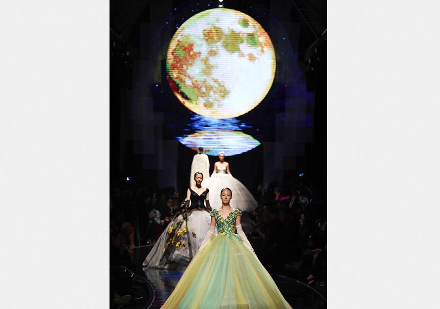 Fashion show held during Nanjing Historical and Cultural Cities Expo