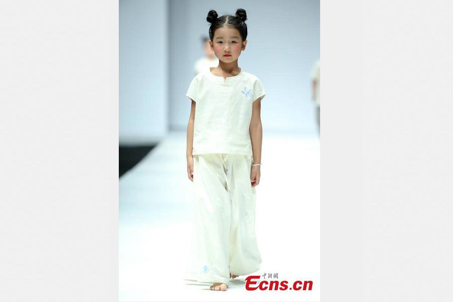 Children's fashion with Han costume style displayed in Beijing