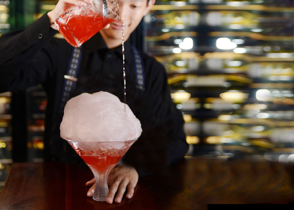 Ritz-Carlton Tianjin hotel open class for bartending