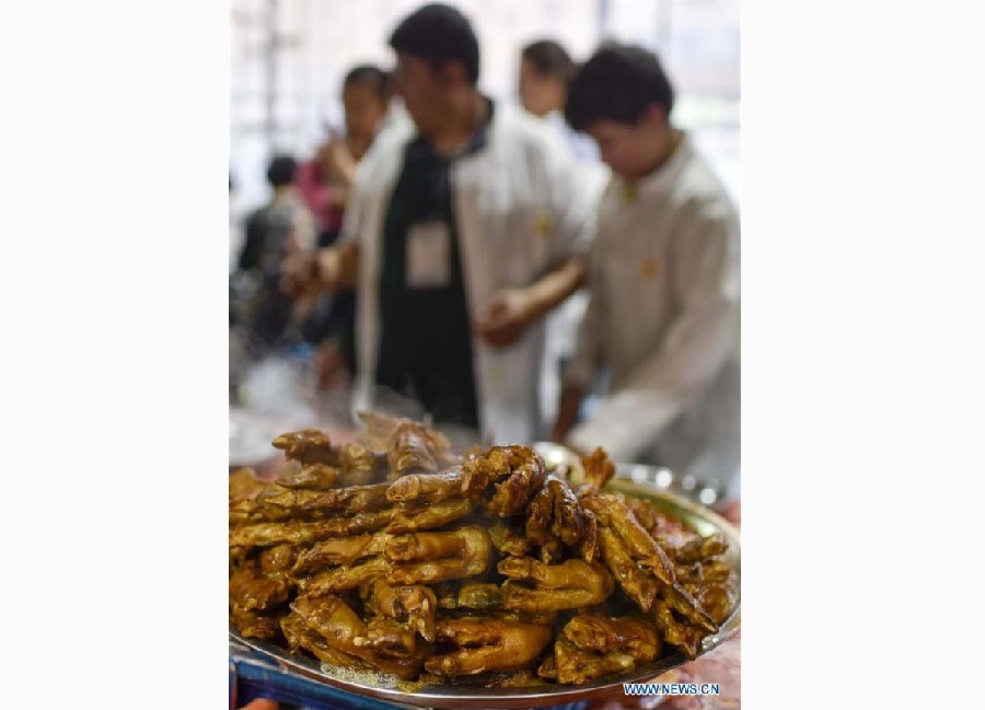 Night market in NW China's Xinjiang