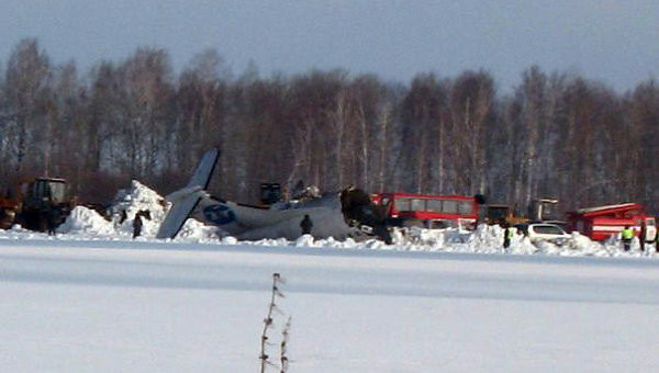 俄羅斯載43人客機(jī)起飛后不久墜毀 31人死亡12人生還