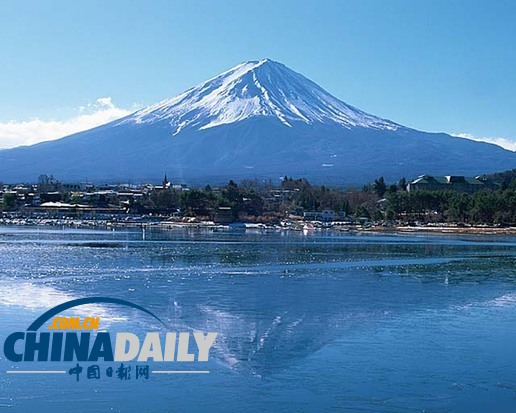 富士山夜間發(fā)生地震 日本專家憂火山噴發(fā)(圖)