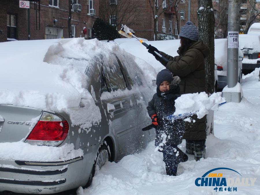 美國中東部遭遇暴風雪 致10余人死亡