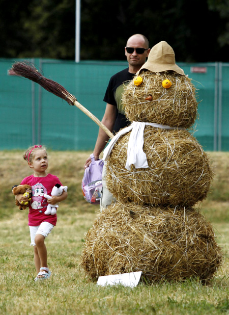 The 7th Straw - Land Art Festival