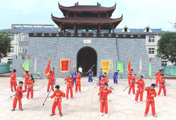 Flying Fork performed in Suqiao, China's Hebei