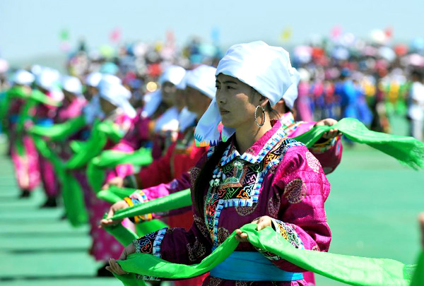 Nadam fair opens in West Ujimqin Banner, China's Inner Mongolia