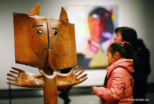 Juan Ripolles' artworks displayed in Nanjing