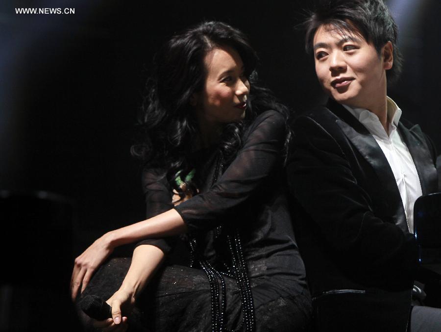 Lang Lang holds new year concert with Karen Mok