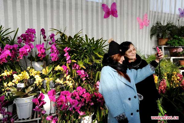 Changchun holds flower show to celebrate Spring Festival