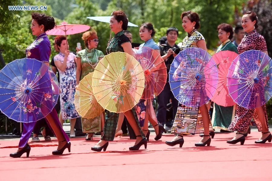 Cheongsam show held around China