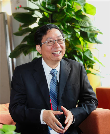 Chinese doctor behind a world cardiac summit in Beijing