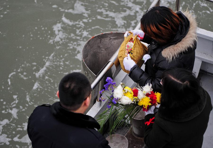 Sea burial held in China's Tianjin ahead of Qingming Festival