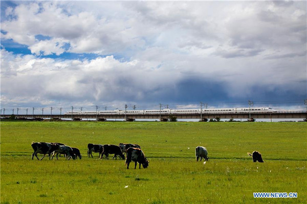 Railway linking Changchun, Baicheng and Ulanhot in test operation