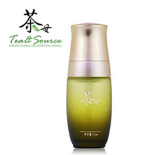 Green Tea Moisturizing Essence