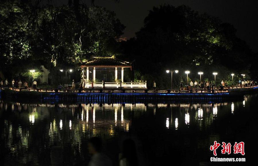 A shimmering, beautiful scene in Fuzhou West Lake Park