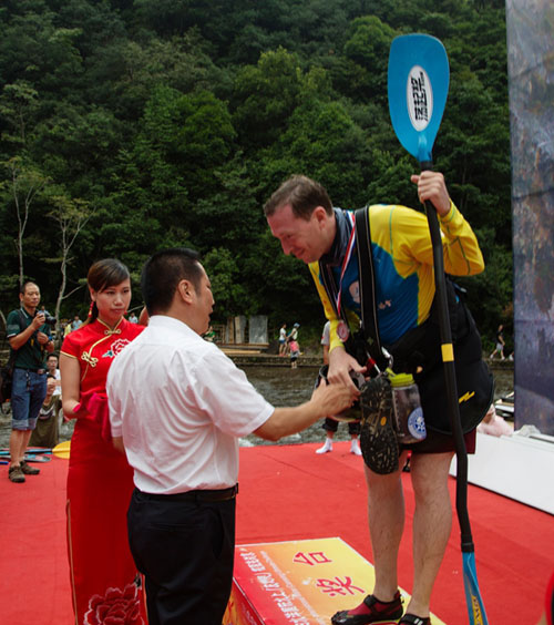 Baishuiyang Water Sports Competition waltzes to an end