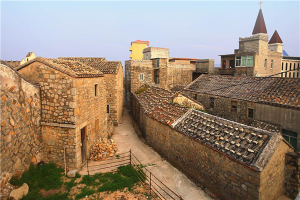 Colorful castles of stone in Pingtan