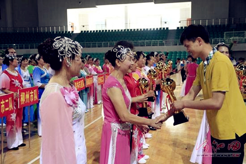 Guangxi elderly Taiji softball activity ends