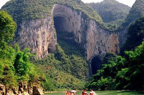 Chuandong Paleolithic Site