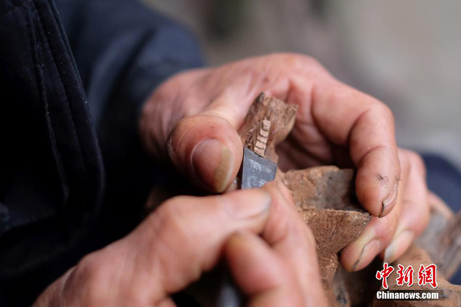 The life of a wood carving artist