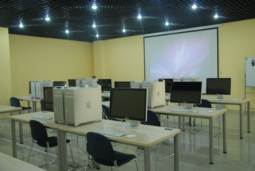 Huaqiao Apple Authorized Training Center set up