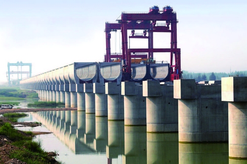 The South-to-North Water Diversion Project (China)