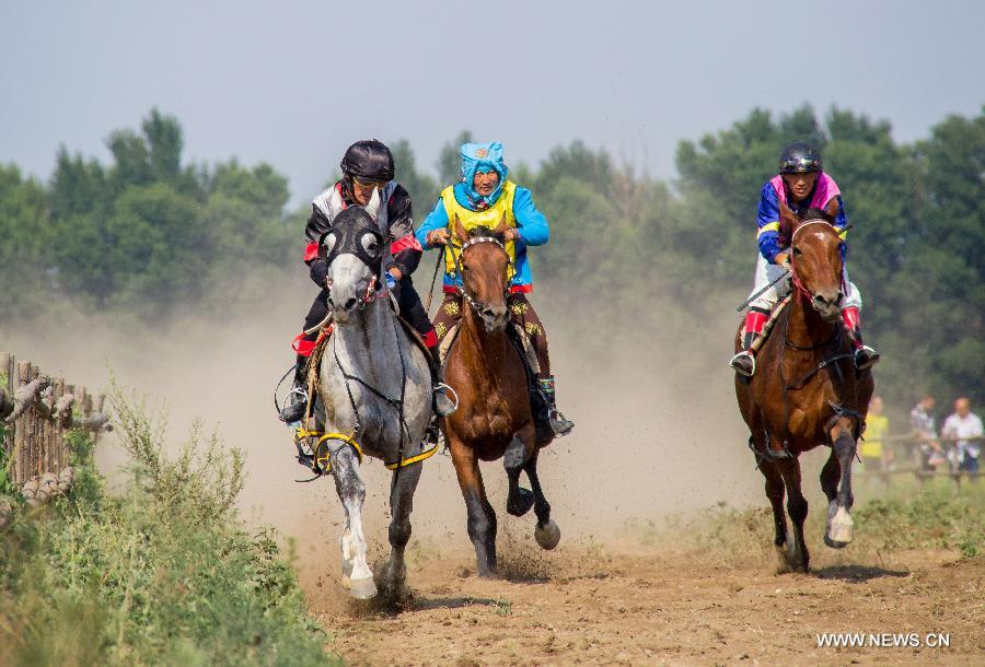 Nadam fair celebrated in Inner Mongolia