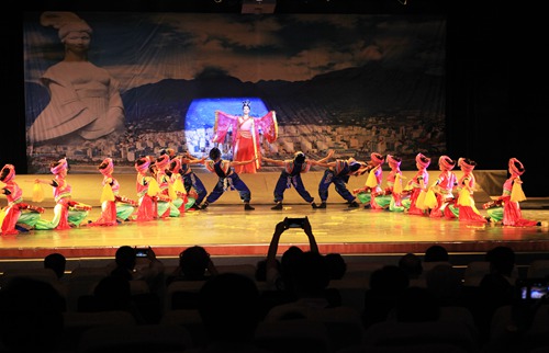 Hubei provides musical drama for Inner Mongolia