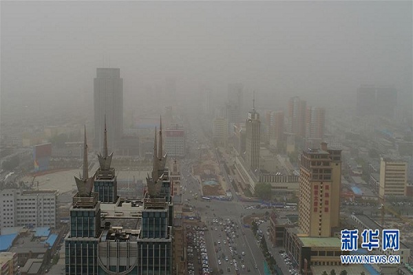 Sandstorms blanket northern China