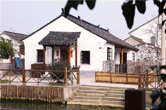 Winter 'nests' in Zhouzhuang