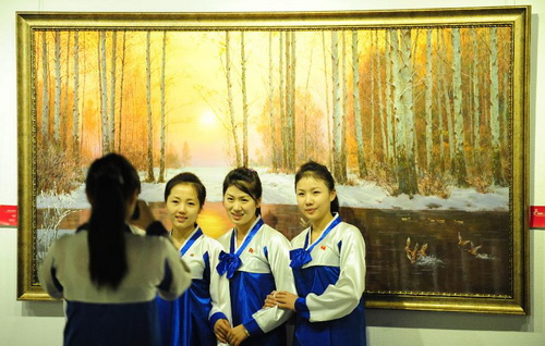 DPRK Art Exhibition held in China's Dandong