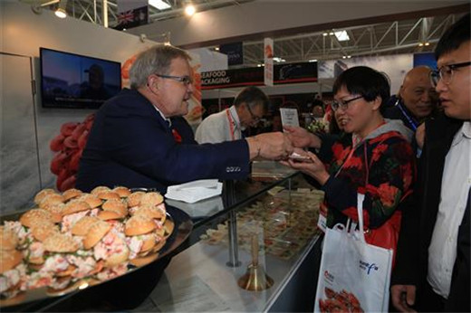 Canadian seafood makes a splash in Qingdao