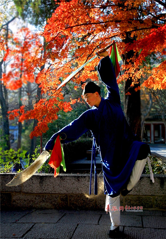 Lives of Taoist priests on Laoshan Mountain